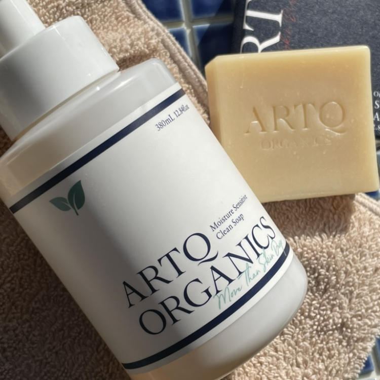 ARTQモイスチャーセンシティブクリーンソープ・オーガニック認証精油使用